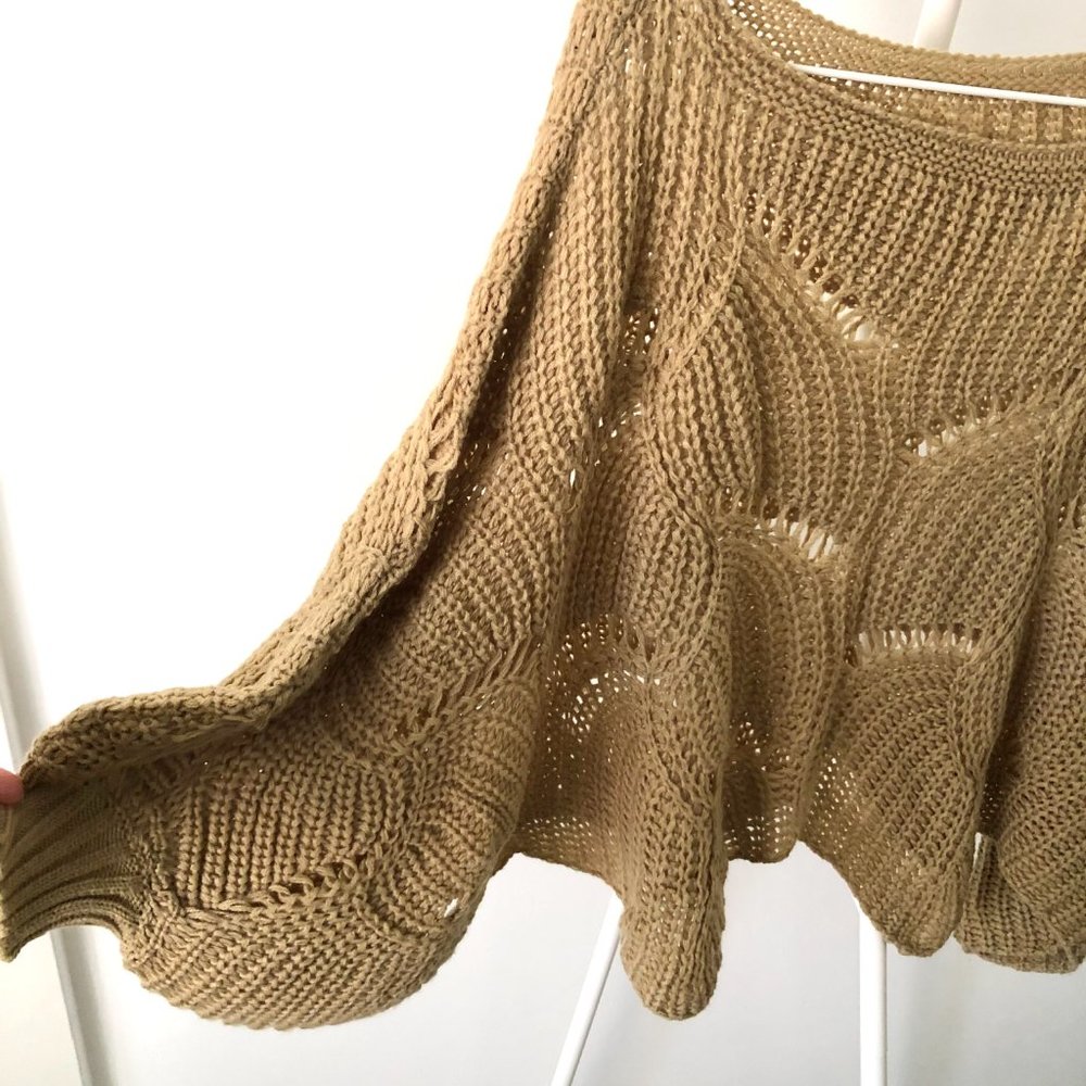 A&G SWEATER CROCHET OPENWORK BAT WING O/S - Picture 4 of 8